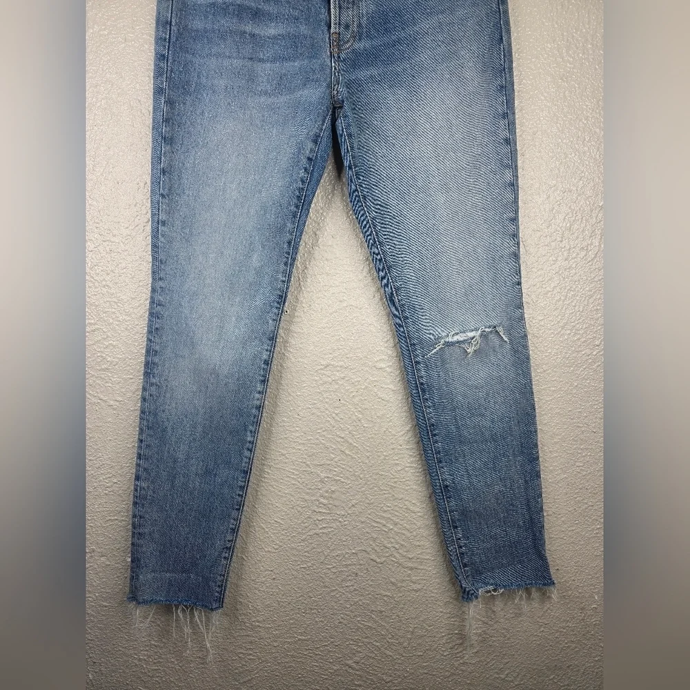 Free People We The Free Button Fly Jeans Frayed Bottom Distressed Womens Size 30